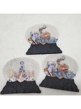 3D Christmas Snow Globe Card With Santa & Reindeer Plastic Material Stationary
